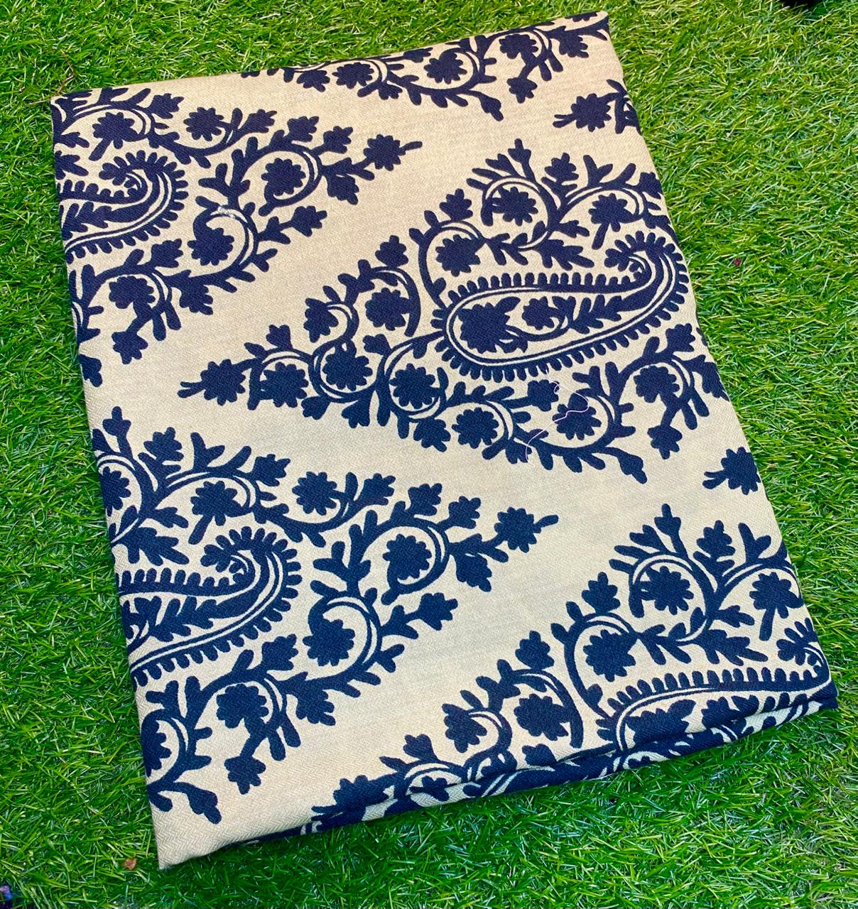SAPPHIRE WINTER SHAWL