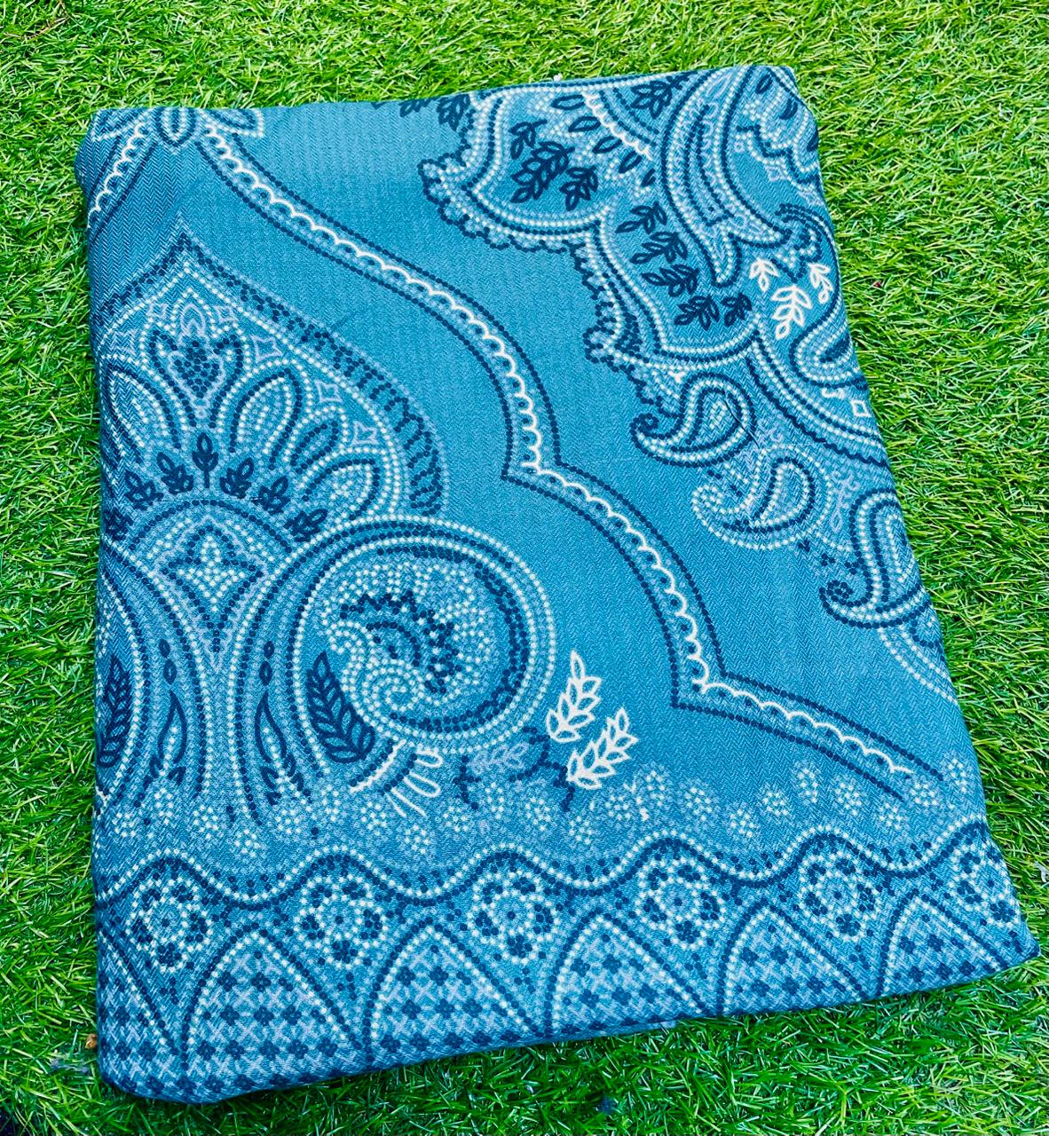 SAPPHIRE WINTER SHAWL