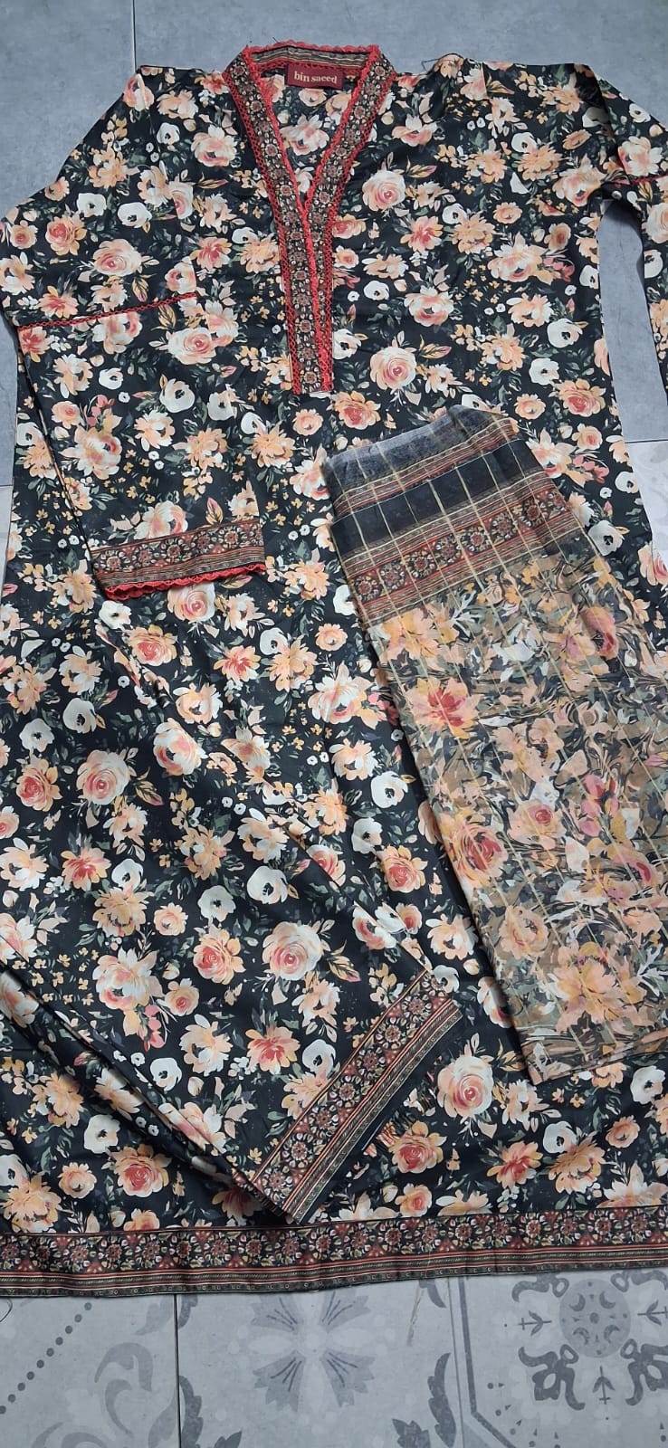 BIN SAEED 3 PIECE LAWN ( STITCHED )