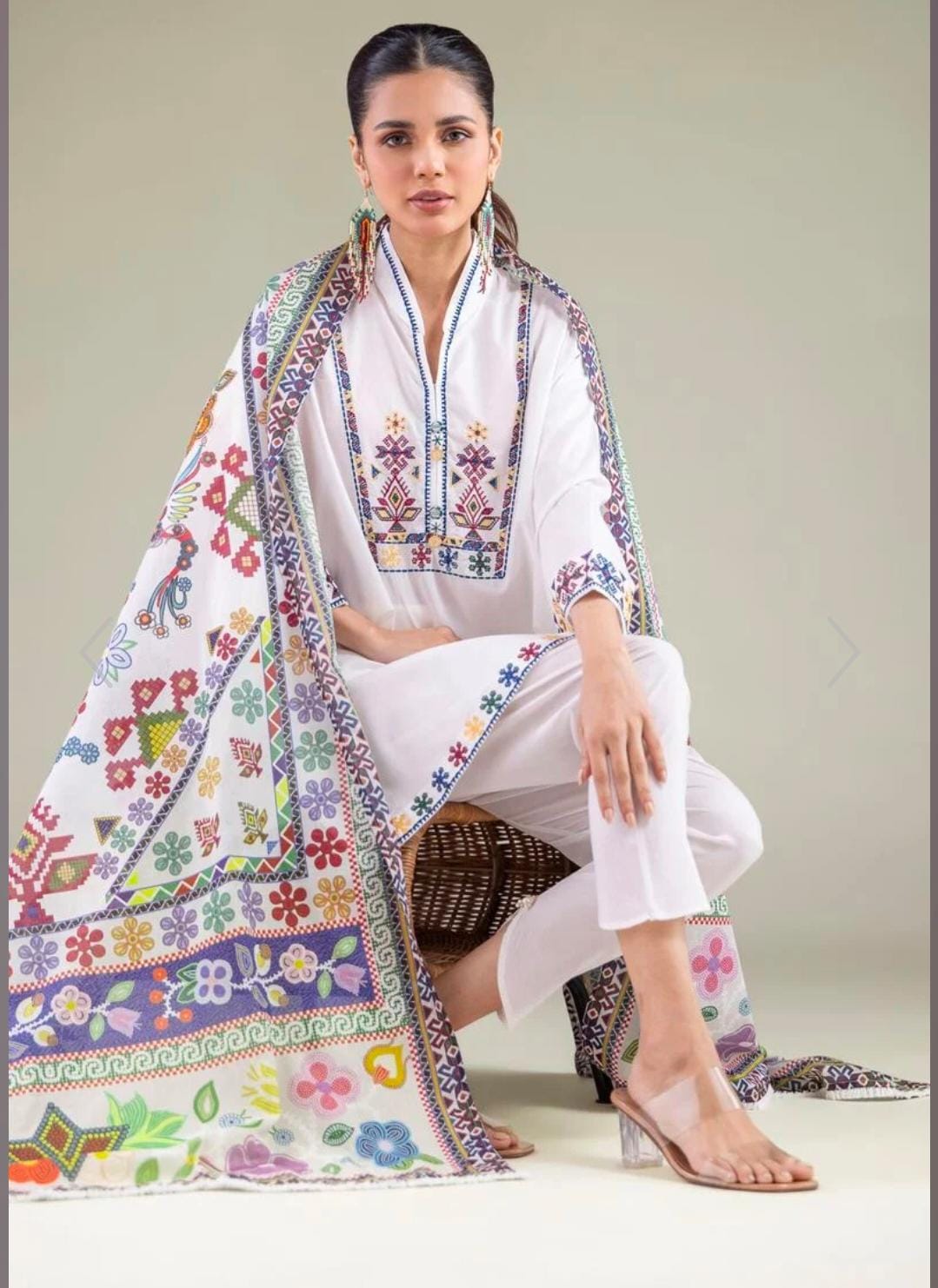 KHAADI Geometric V-Neck Embroidered 2 PIECE (STITCHED)