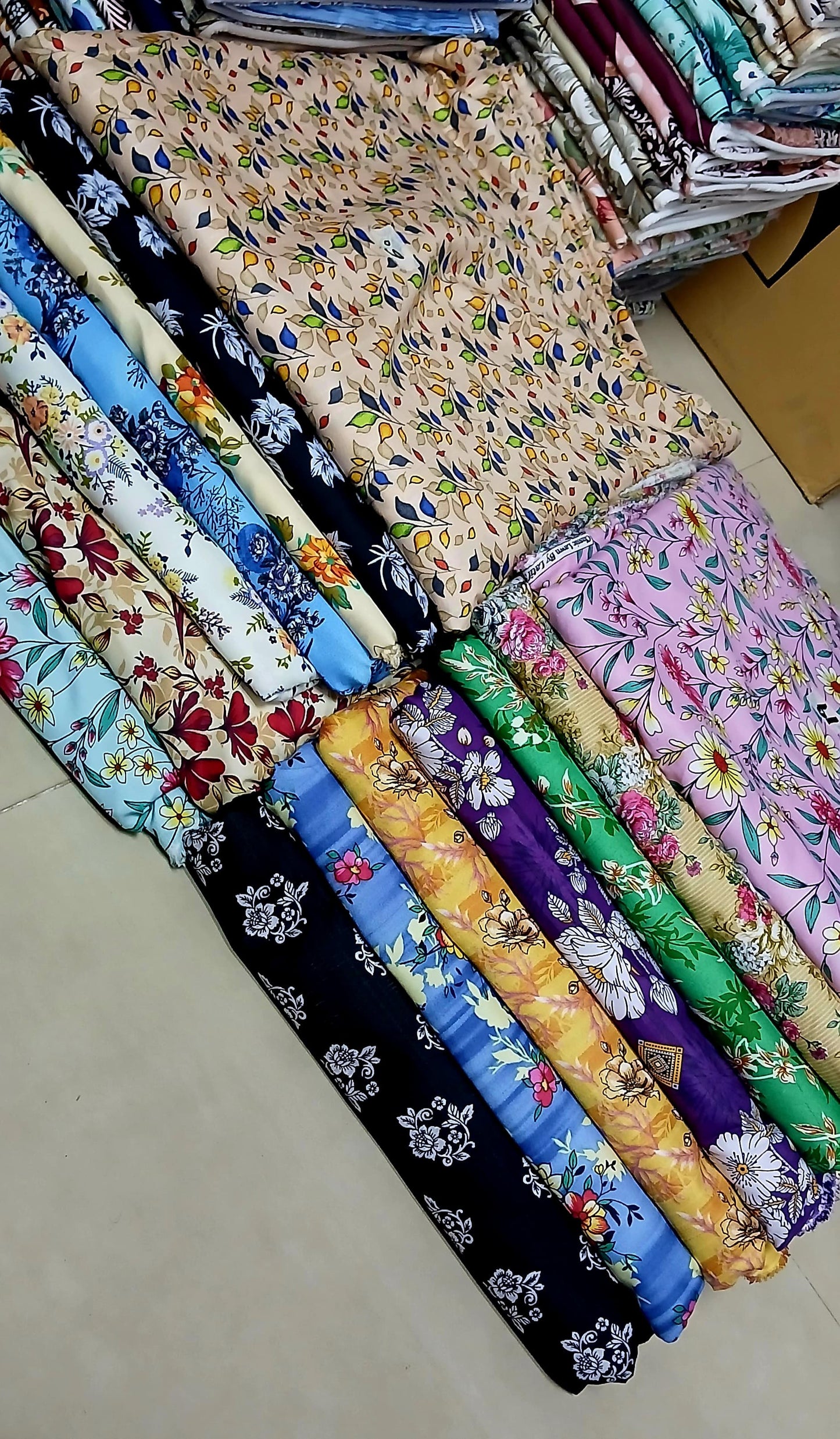 2-Piece Printed Lawn Suit